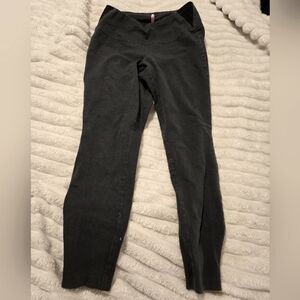 Spanx Leather-Like Ankle Skinny Pants in Dark Charcoal - Size Medium